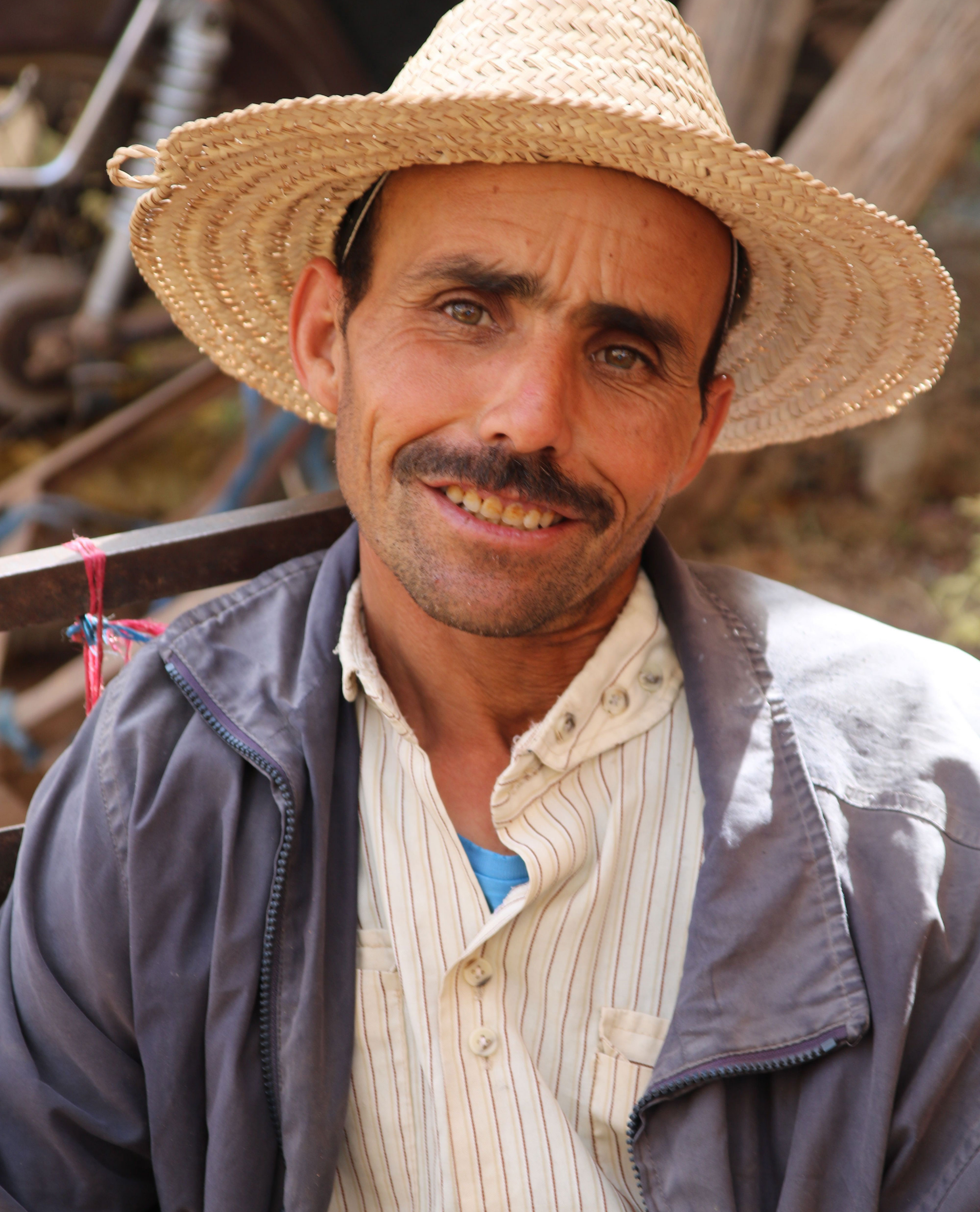 man-5934322_web
