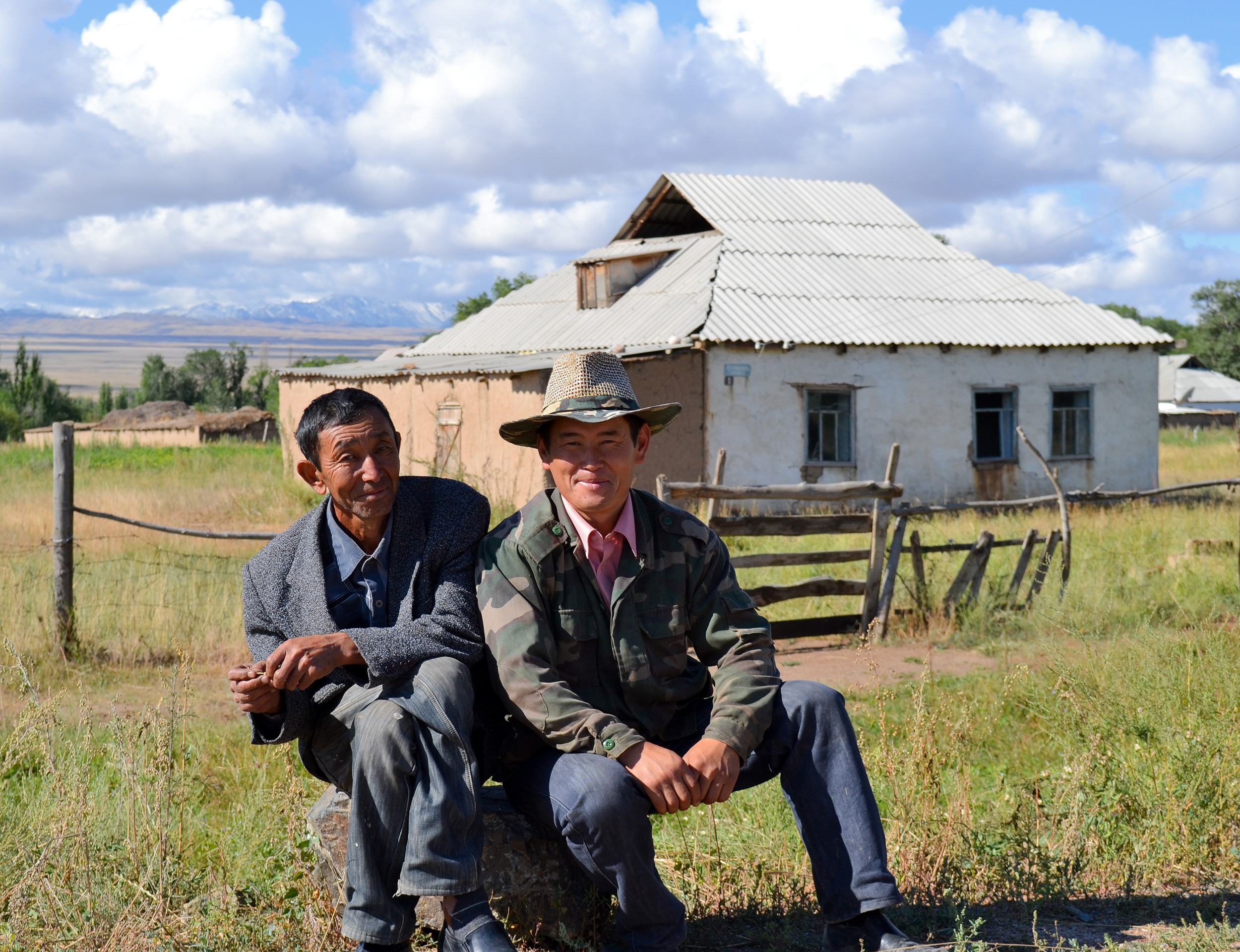 Kirgizie-kyrgyzstan-622995_2500